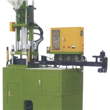 《厂家供应》优质高速拉链机(图)（专业生产质量保障）欢迎预定