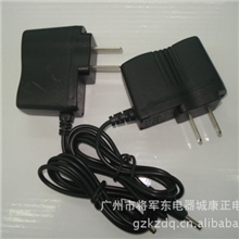 18650锂电池直充充电器强光电筒直充充电器