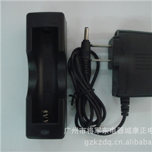 18650锂电池充电器强光电筒充电器座＋直充