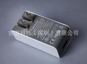 深圳吉密直销生产5V2A双USB接口电源适配器，安规齐全