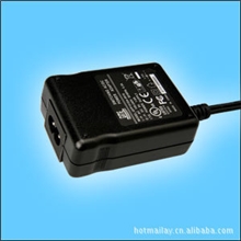 供应9V1.3A桌上式二头出线带日规AC线1.8米长电源适配器