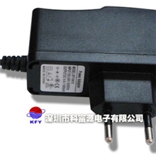 厂家供应潜水强光电筒直充充电器12.6输出电池充电器