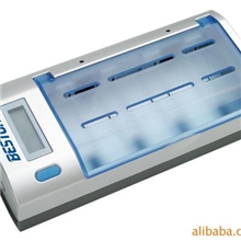 供应AA/AAA/C/D/9V型电池多功能LCD智能快速充电器BST-906