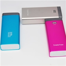 5200mah新款多功能移动电源便捷式手机移动充电宝批发