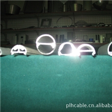 佛山鸿瑞定做生产T8铝型材、T5支架、LED照明铝材配件深加工