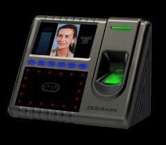 中控iFace503采用了中控科技ZKFace最新高速面部识别算法