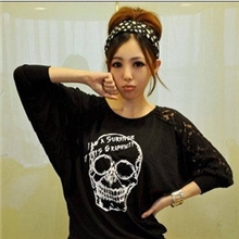 2013韩版女装夏季新款时尚蕾丝拼接蝙蝠袖骷髅头宽松T恤