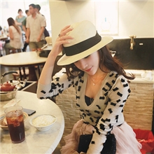 一件代发代理代销呛口小辣椒秀钉立体蝴蝶结针织衫毛衣