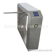 出售桥式斜角三辊闸，双向运行通道闸，智能闸机，欢迎订购！