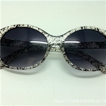 新款欧美时尚太阳镜女复古大框潮流墨镜防紫外线眼镜批发