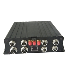 4路SD/TF卡录像机插卡录像机监控四路车载dvr监控录像机