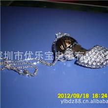 供应心形镶钻u盘卡片u盘质保一年加密自动播放4G8Gu盘