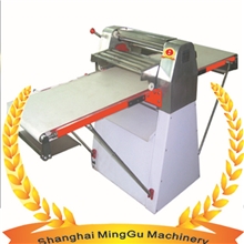 供应面团分块机、面包切片机、酥皮机、面包房配套设备