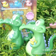 动漫公仔玩具，鳄鱼爱洗澡存钱罐，鳄鱼小顽皮爱洗澡搪胶玩具