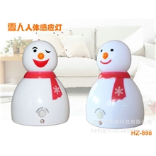热销推荐圣诞雪人人体感应灯圣诞礼品春节礼品LED小夜灯