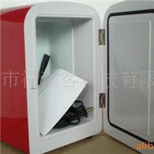 批发供应4L车用冰箱、迷你冰箱、车用小冰箱