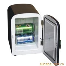 供应半导体迷你冰箱、迷你车载冰箱,汽车小冰箱电器