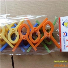 热销供应大量塑料衣夹高质量双色衣夹质优价廉耐用环保衣夹