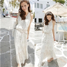 呛口小辣椒新款优雅镂空蕾丝睫毛裙摆修身连衣裙配腰带QC1-1299