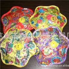 特价日用品烫金梅花安全防爆暖手宝，电暖宝，充电热水袋双插批发