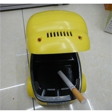 凯威特礼品厂家直销新奇特塑料烟灰缸汽车烟灰缸