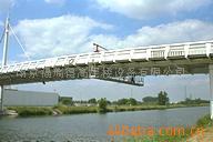 供应桥梁维护吊篮及府仰式的擦窗机