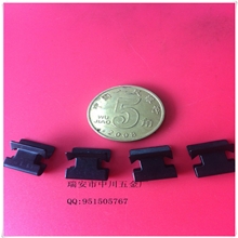 供应冲压弹片锰钢冲压弹片风扇夹冲压弹片五金精密冲压弹片