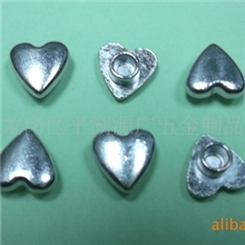 【厂家直销】各种心形撞钉服饰皮具五金装饰配件