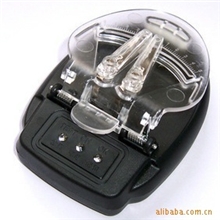 【优质直销】批发供应简便实用黑三灯万能手机充电器