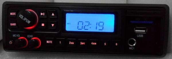 车载MP3可读U盘SD卡车载读卡机带卡拉OK功能终身保修