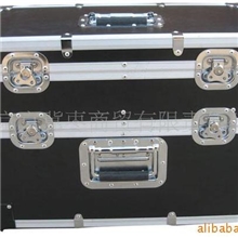 供应铝合金设备箱包装箱