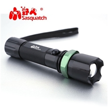 特价!厂家直销强光充电式手电筒CREE强光手电筒手电筒