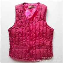 新款发布中老年女式金线绣花羽绒马甲舒适保暖羽绒马甲背心
