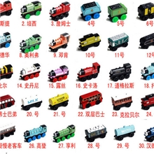 厂家直销木制小火车拖拉玩具托马斯火车