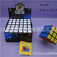 智力玩具，国佳5.7CM标准魔方,实色三阶速拧练习级魔方（4PCS）