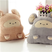 夏季批发卡卡鼠三用空调毯暖手靠垫抱枕被毛绒玩具礼品
