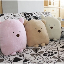 批发HR广告款方熊抱枕大脸熊豆豆熊抱枕靠垫手暖手捂情侣款