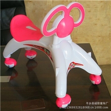 新款5566跑马溜溜车承重能力强锻炼平衡价格最低儿童溜溜车