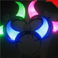 万圣节演唱会用品批发发光牛角灯闪光牛角发箍牛魔王头箍灯发光