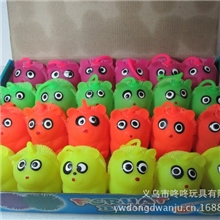 创意七彩闪光毛毛球发泄发光玩具小熊闪光毛毛球毛毛球批发