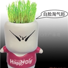 厂家供应最新草娃娃淘气郎小型盆景彩陶工艺品批发桌面减压