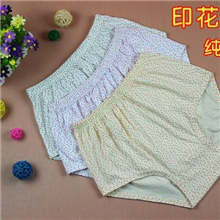 纯棉中老年内裤女士三角内裤全棉高腰加肥加大码老年人纯棉内裤