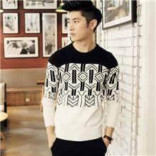 批发2013秋季新款复古毛衣民族风黑白拼色毛衣修身潮男针织衫