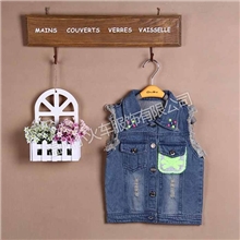 春夏秋男女童装爆款2013新品时尚骷髅头铆钉牛仔马甲百搭款805