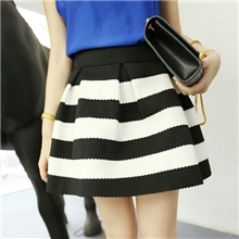2013秋装新款日系经典黑白条纹短裙显瘦大牌高腰太阳裙蓬蓬裙