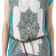 服装加工欧美风格宽松无袖t恤，休闲女装加工