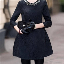 女装小香风圆领订珠长袖修身气质浮雕花高贵连衣裙