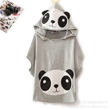 1219-1厂价直销日韩外贸2013新款熊猫头圆点披肩式斗篷可爱外套