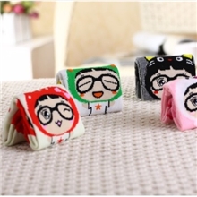 厂家供应最新款创意袜子hello菜菜袜眼镜妹四款短卡通袜批发