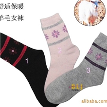 【新款推荐】批发价柔软厚毛袜韩国进口女毛棉袜